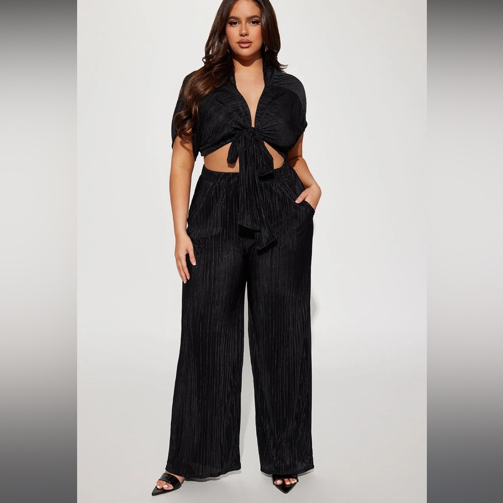 NWT Fashion nova pant set